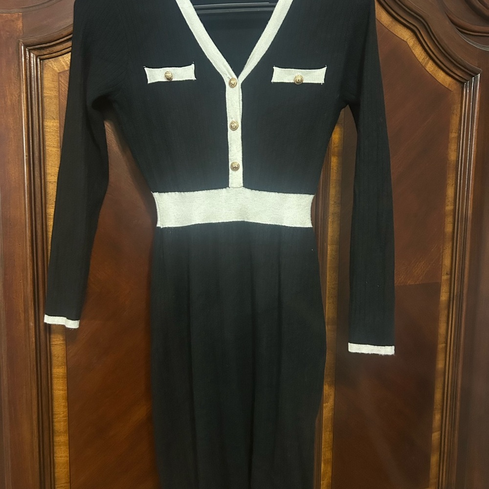 Grace Karin Black and White Midi Dress with Button Detail